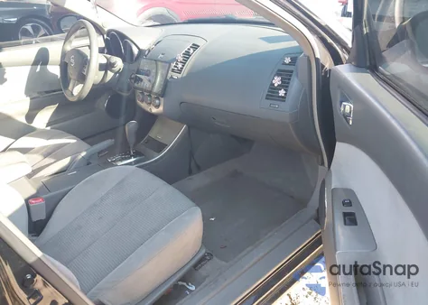 2005 Nissan Altima 2.5 S from USA, damaged, VIN 1N4AL11D35N929036